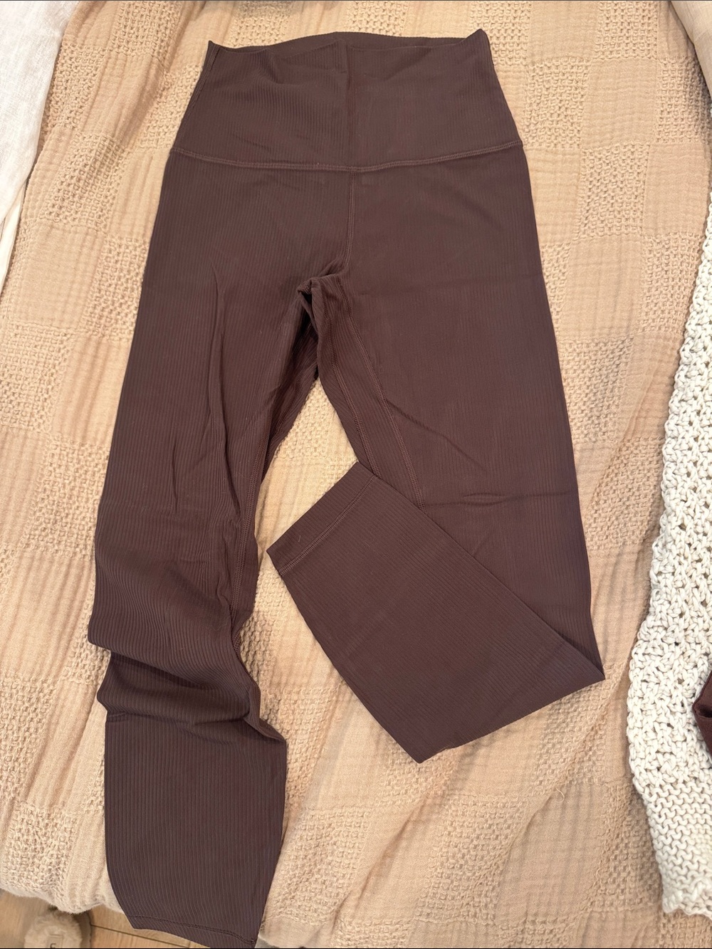 Lulu Ribbed Leggings